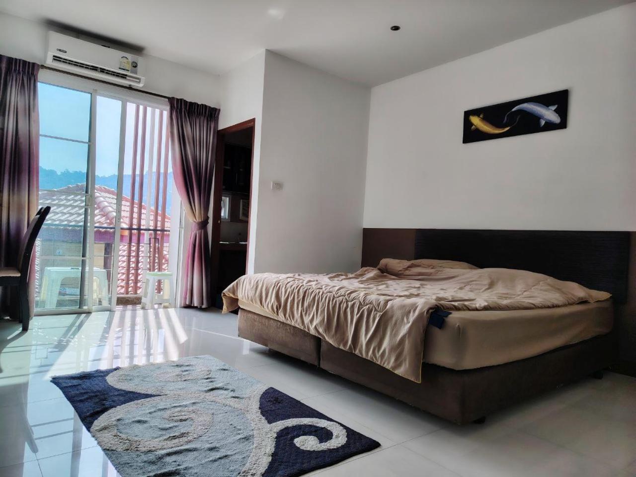 Victoria Studio Apartment Pantai Kata Luaran gambar