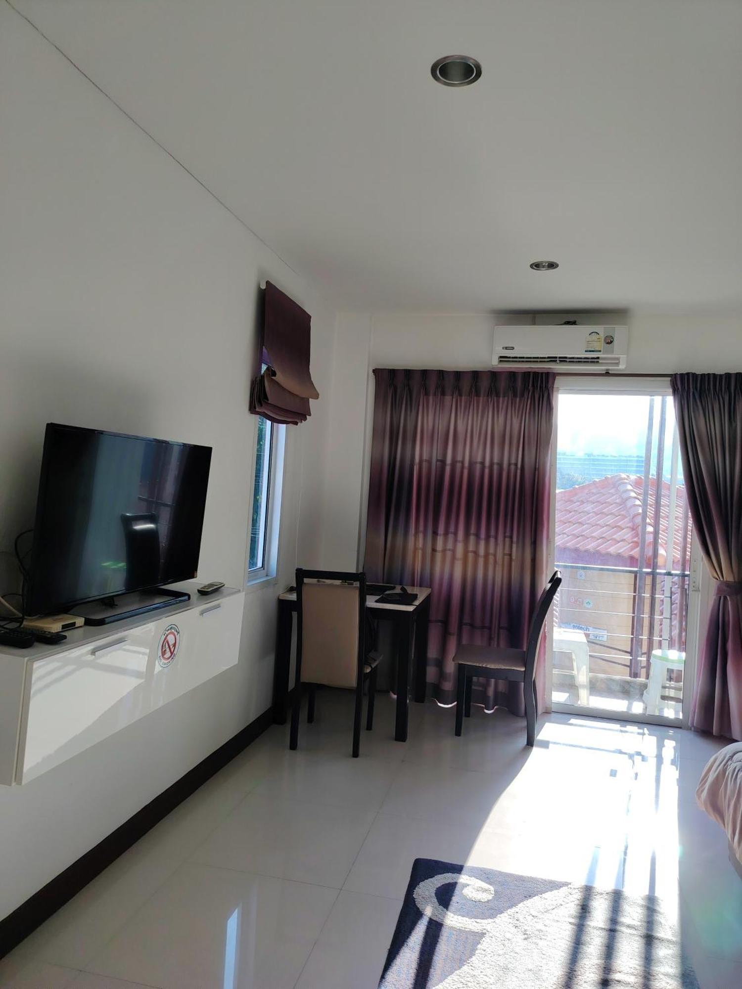 Victoria Studio Apartment Pantai Kata Luaran gambar